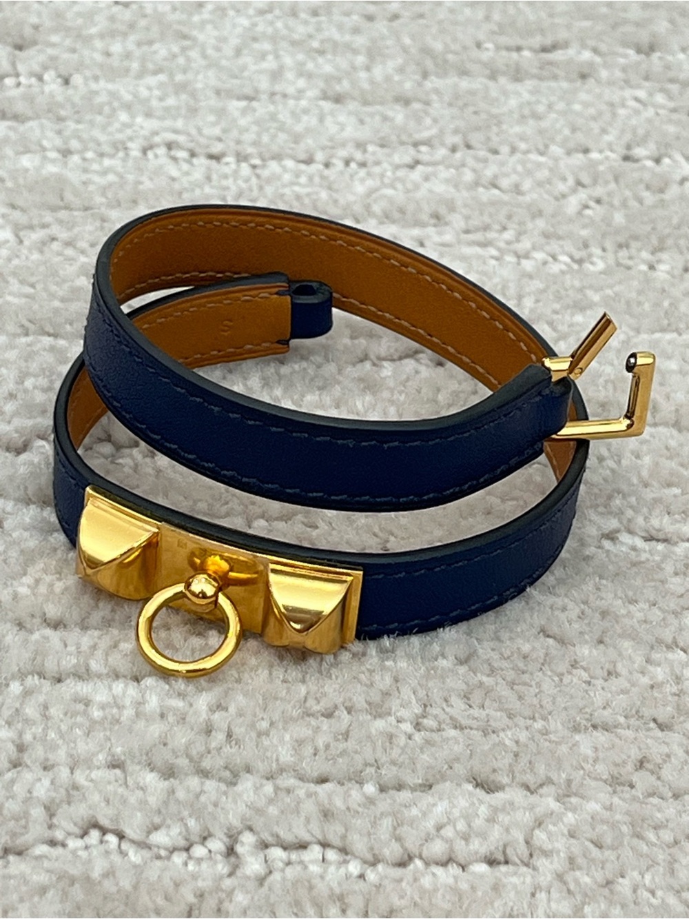 Hermes double wrap Rivale leather bracelet in navy
